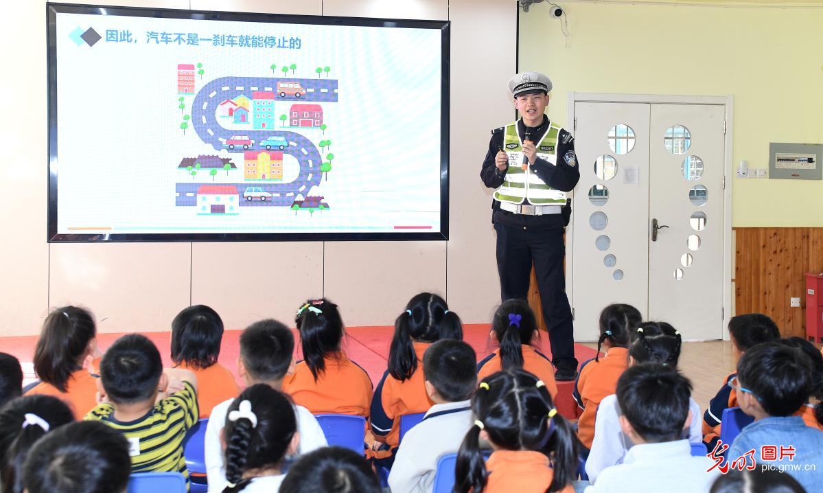 国家安全知识进校园 护航青少年健康成长